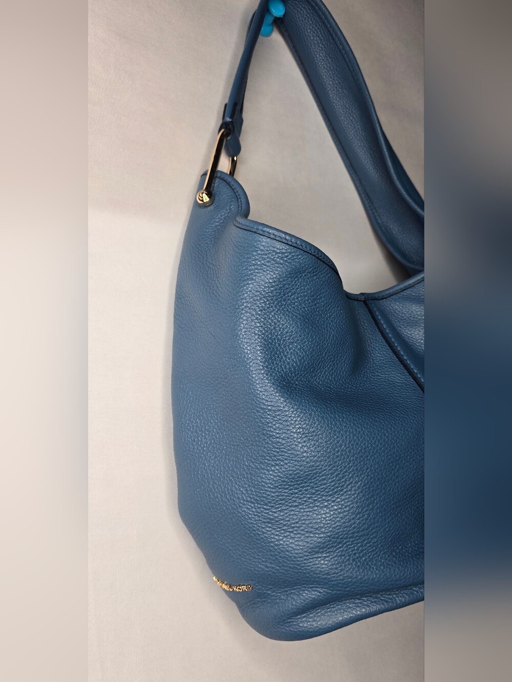Michael Kors Sonny Medium Blue Pebbled Leather Hobo Shoulder Bag - Picture 3 of 8
